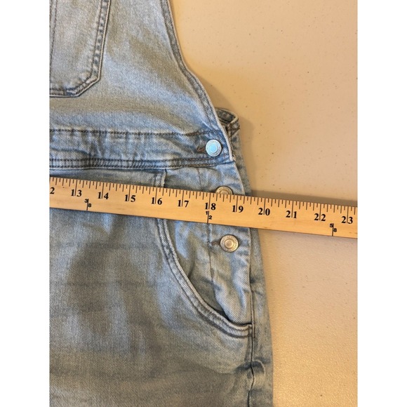 No Boundaries Baggy Overalls Women L Light Wash Blue Denim Cotton Blend NEW - Picture 5 of 8